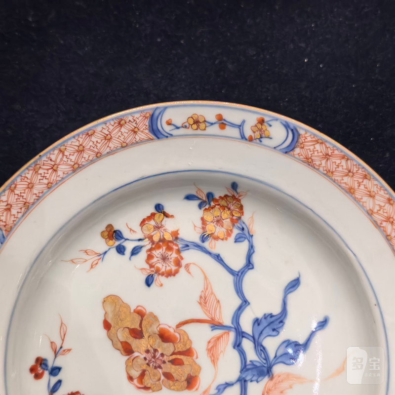 清康熙 青花矾红描金花卉纹盘 - 图6
